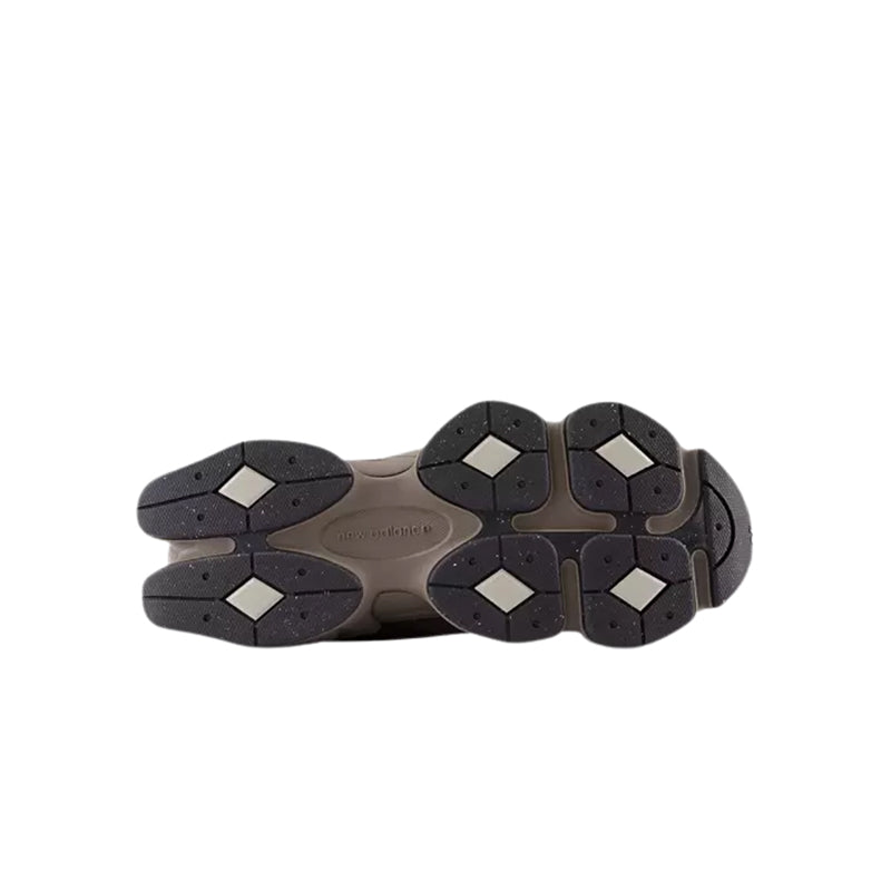 9060 Brown Ice